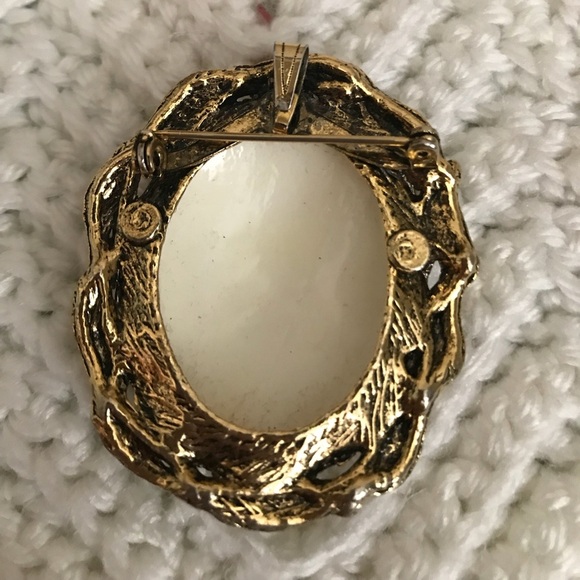 Vintage Brooch Pin - Picture 5 of 5